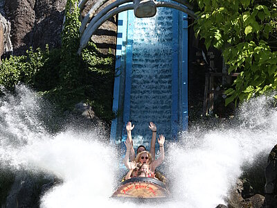 DINO SPLASH